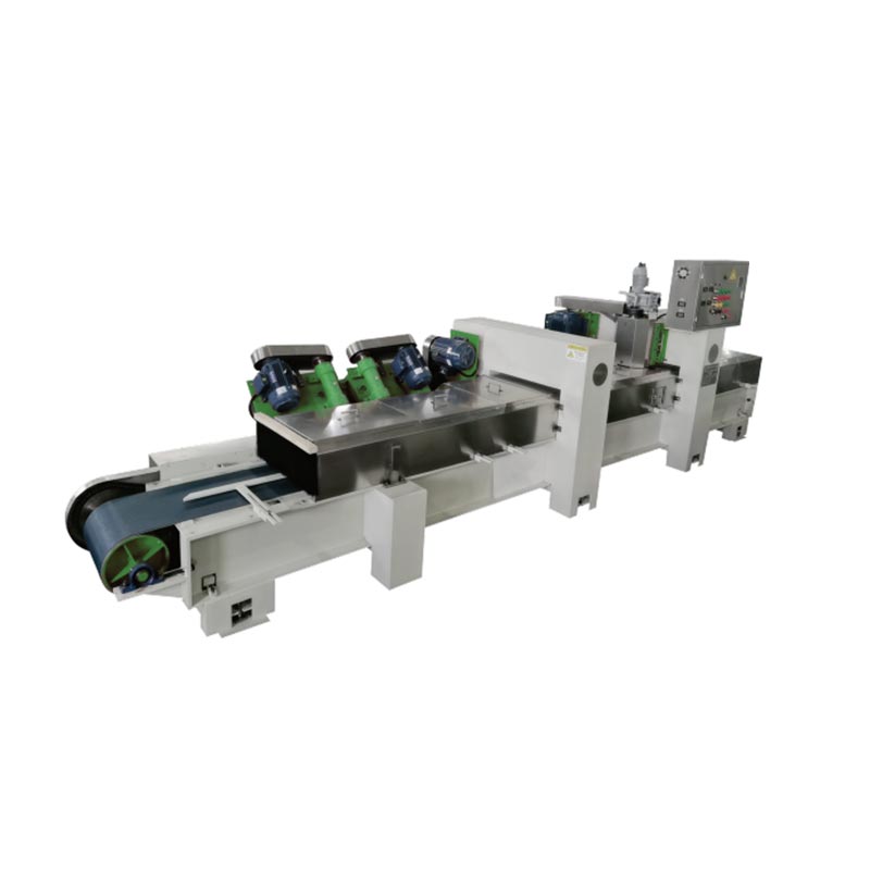 Stroj za površinsko obdelavo robnikov za beton